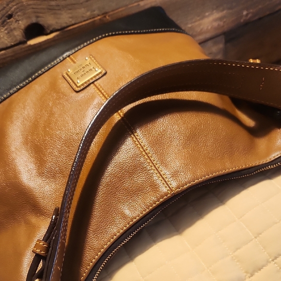 Dooney & Bourke Brown & Black Leather Hobo Bag Needs TLC - Picture 6 of 16